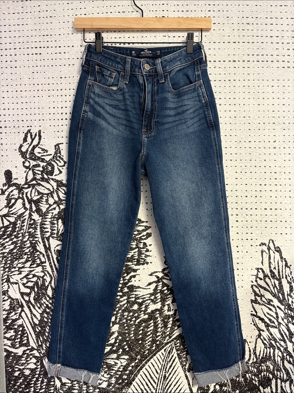 Hollister Dark Blue Cropped Ankle Jeans